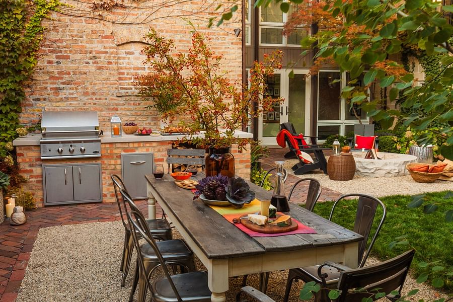 outdoor pub-style picnic table
